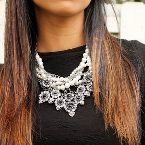 NEW Pearl & Chain Chunky Choker Statement Necklace