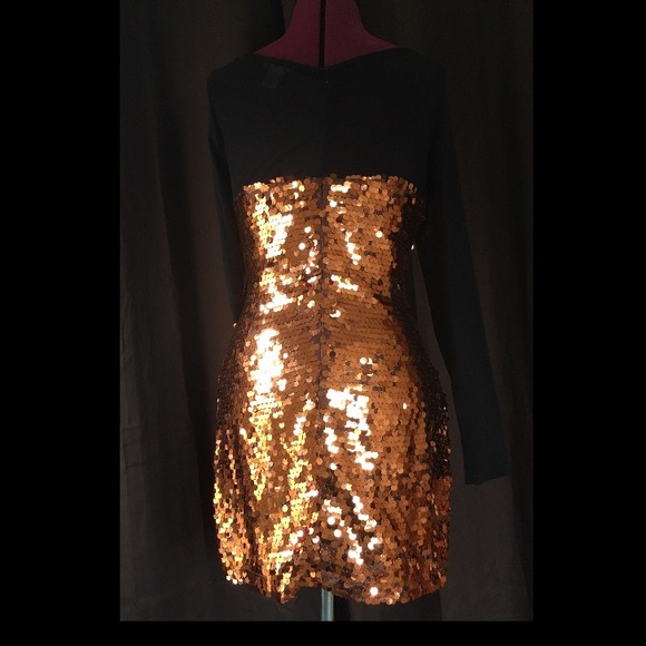 Large Mesh Illusion Sequin Bodycon Mini Dress - Picture 2 of 3