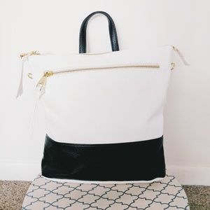 Steve Madden White & Black Tote Backpack
