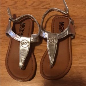 Michael kors toddler sandals size 8