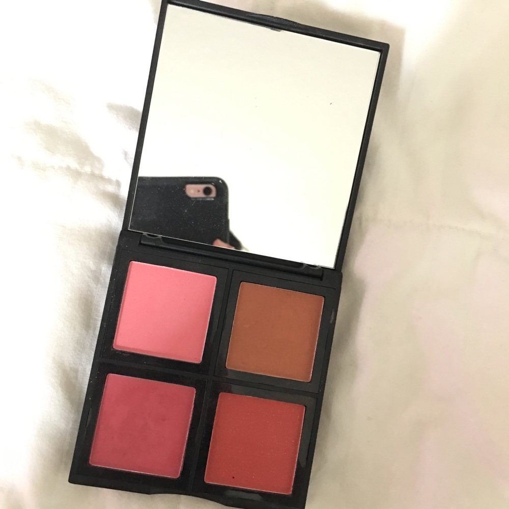 ✨ELF BLUSH PALETTE✨