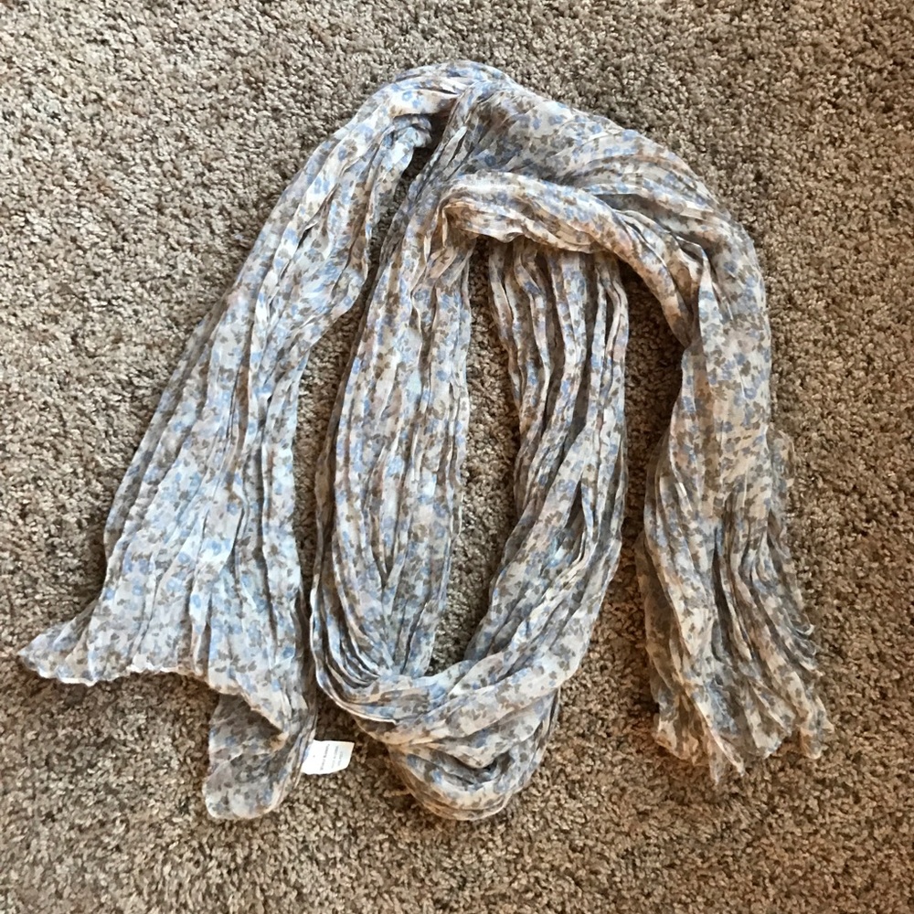 Floral design scarf