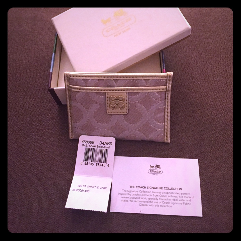 Coach ID Wallet