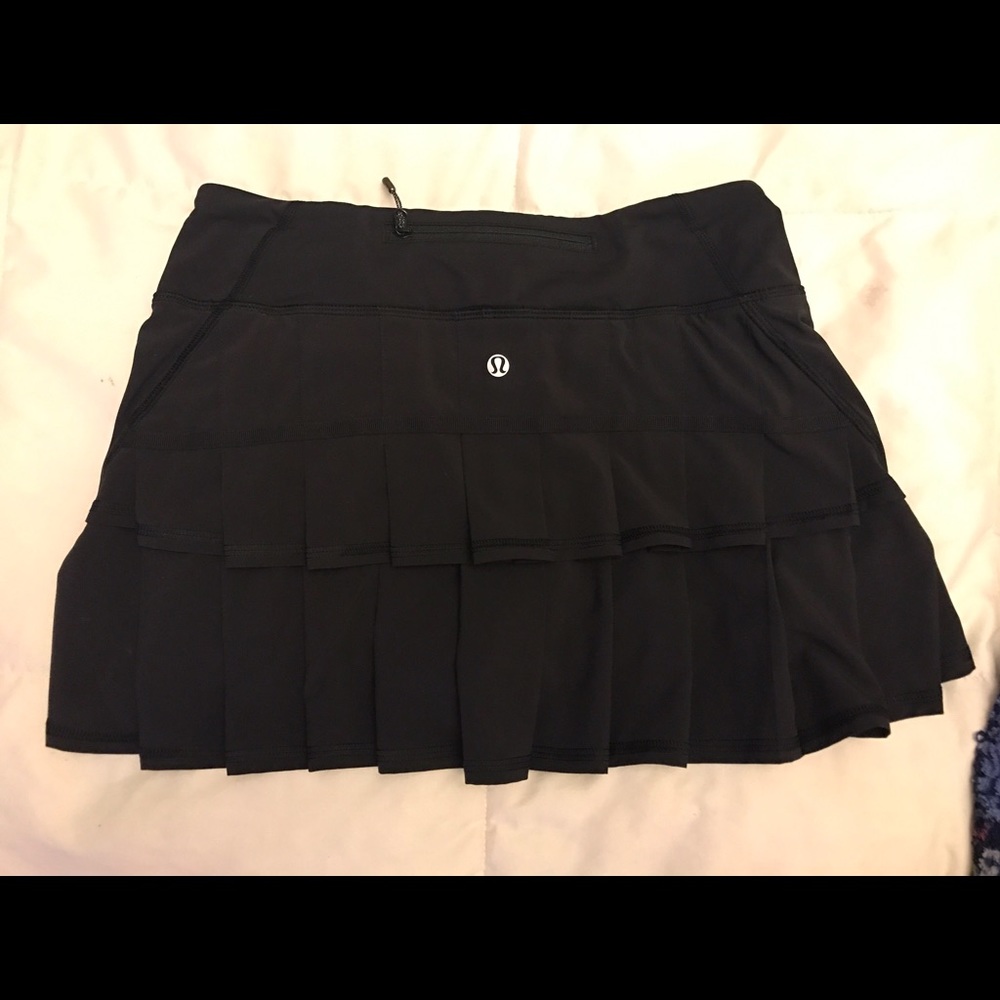 Lululemon black tennis skirt