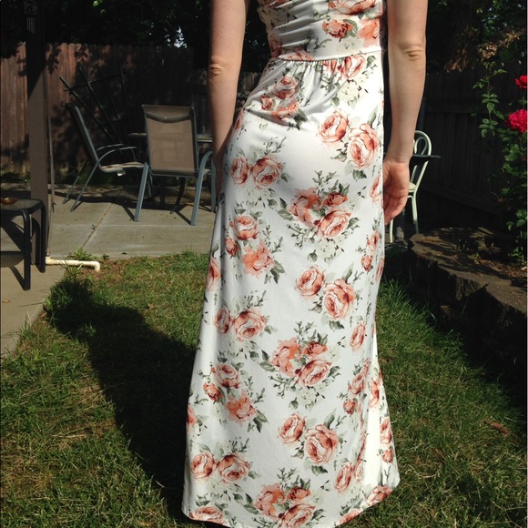 Soft, strapless floral maxi dress - Picture 8 of 8