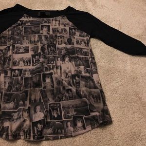 Miss Perengrines Home for...  Quarter sleeved top