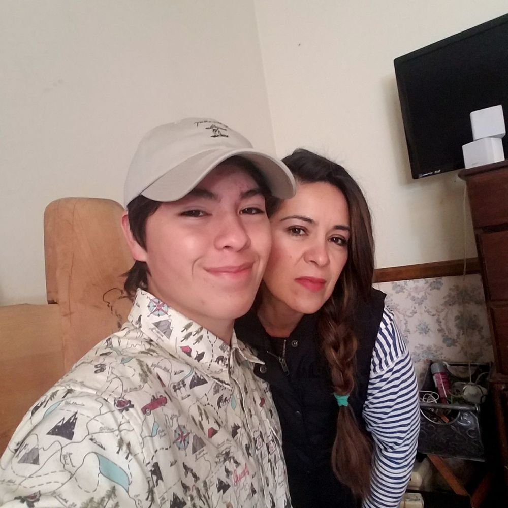 Meet your Posher, Isela