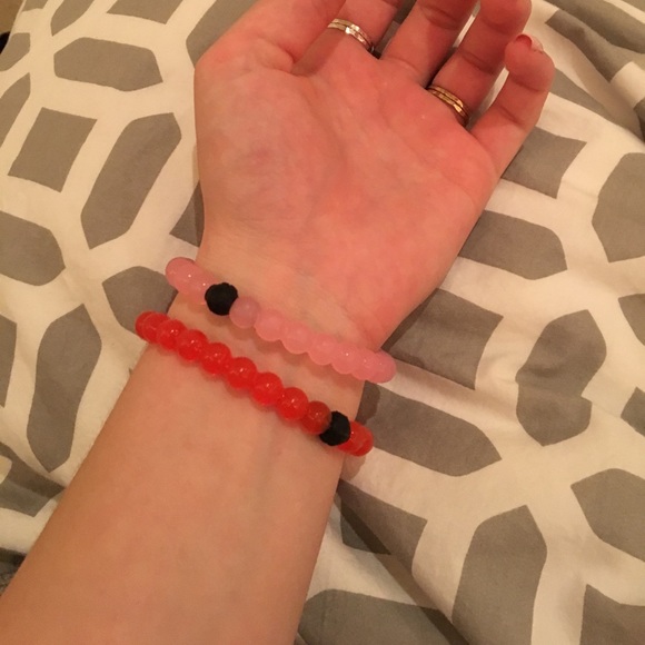 Pink and red AUTHENTIC lol so bracelets - Picture 2 of 2
