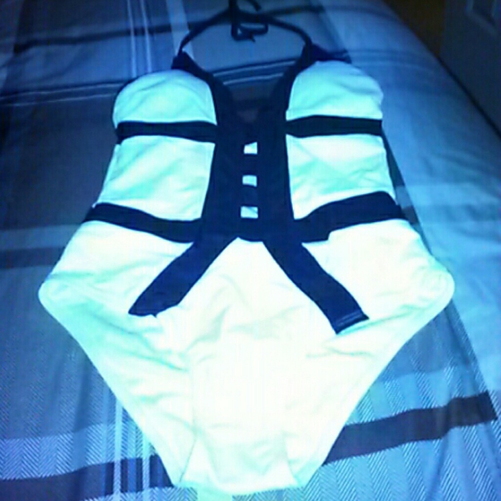 Bathing suit