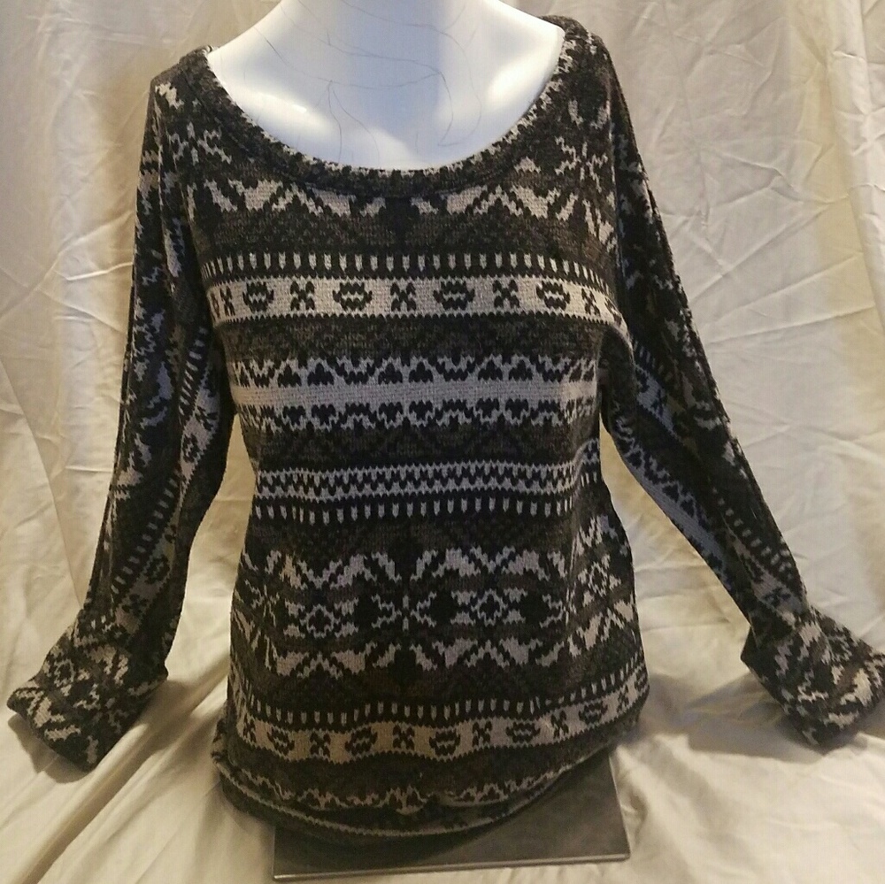 3/4 sleeve sweater
