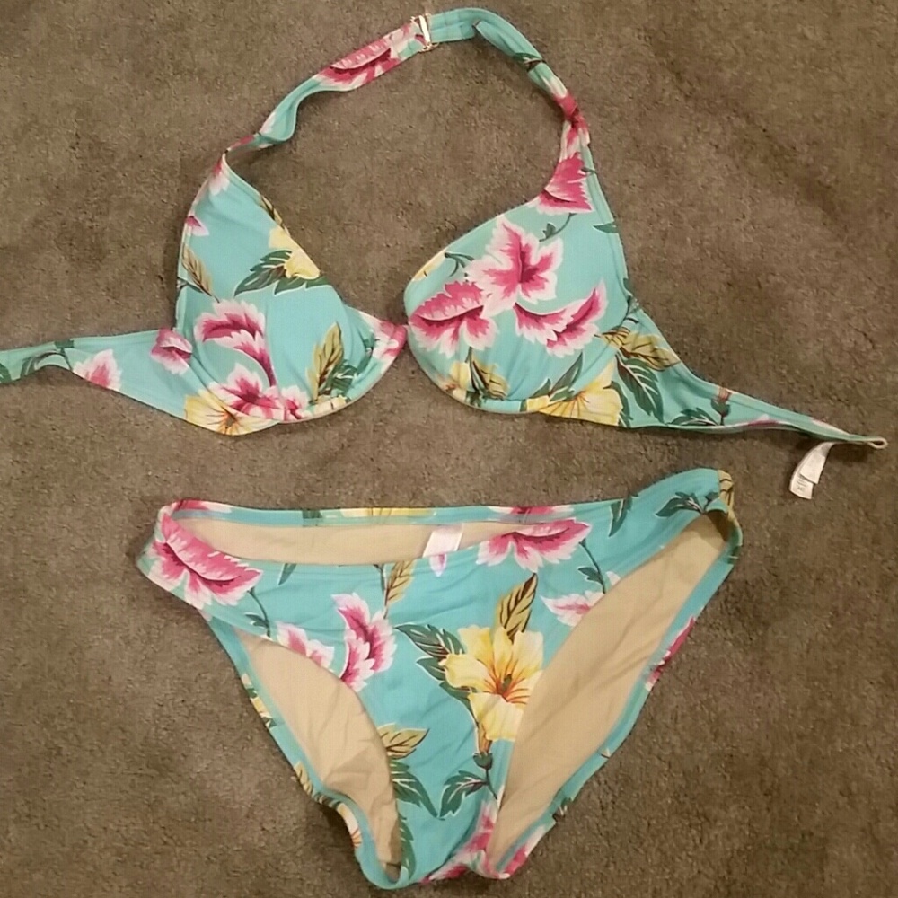 Victoria ' Secret bikini