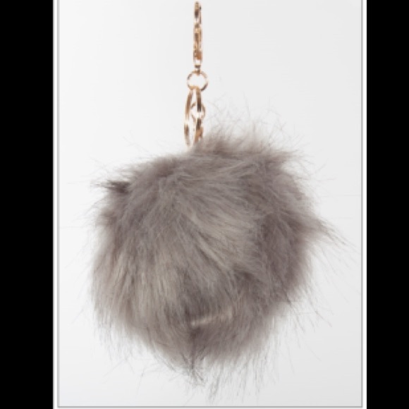 Faux fur key chain - Picture 2 of 2