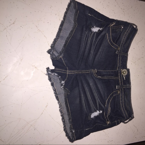 Denim shorts - Picture 1 of 2