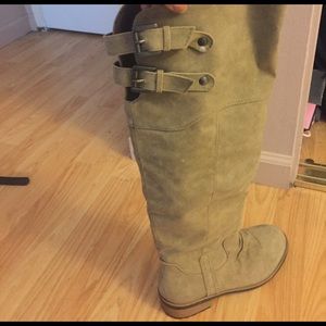 Taupe boots