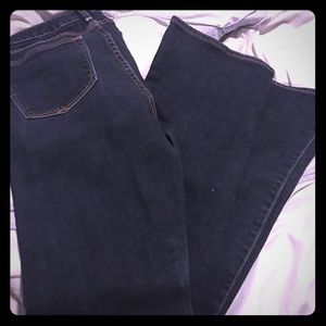 Jeans size 27 waist Gap