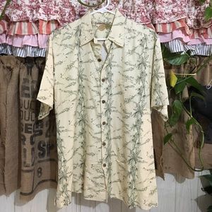 Caribbean men's Lrg shirt!
