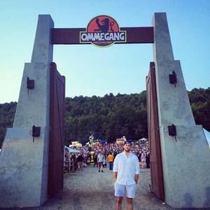 Meet your Posher, Christopher