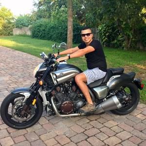 Meet your Posher, Fernando