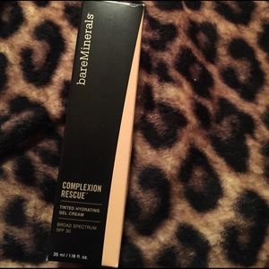 Bare Minerals Complexion Rescue in the shade 05