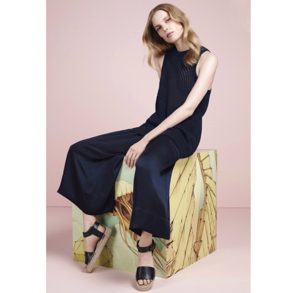 Vince Navy Blue Diagonal Mesh Cotton Tunic Tank - Picture 1 of 6