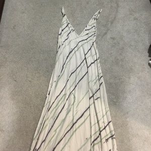 Lightweight maxi dress
