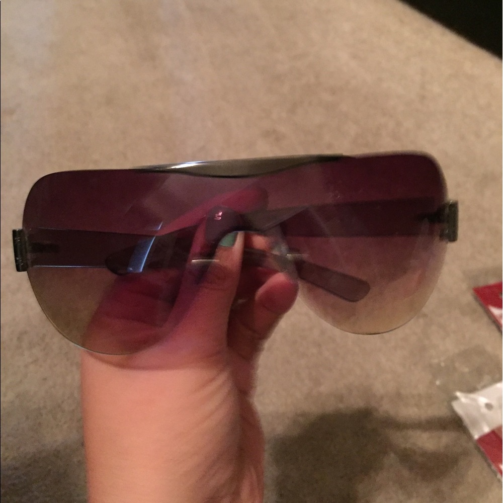 "Gucci" sunglasses
