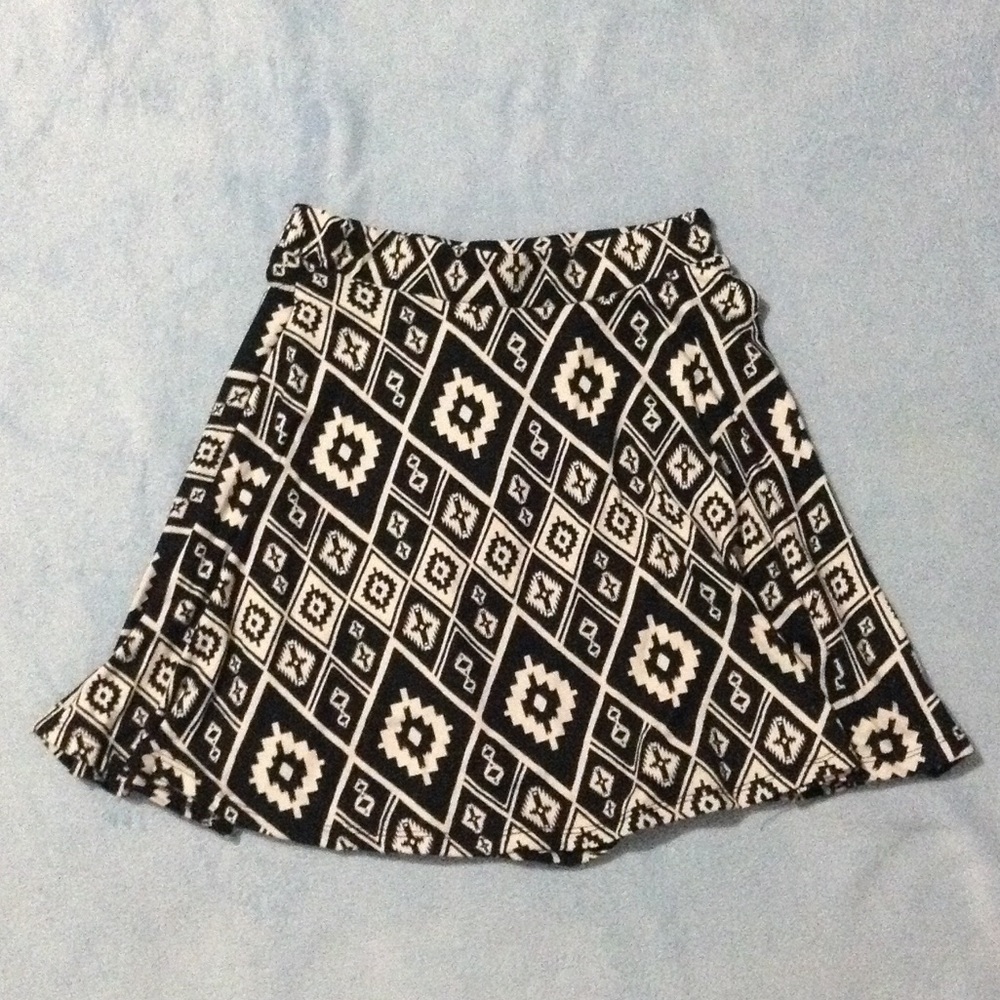 Tribal Print Skirt 💕