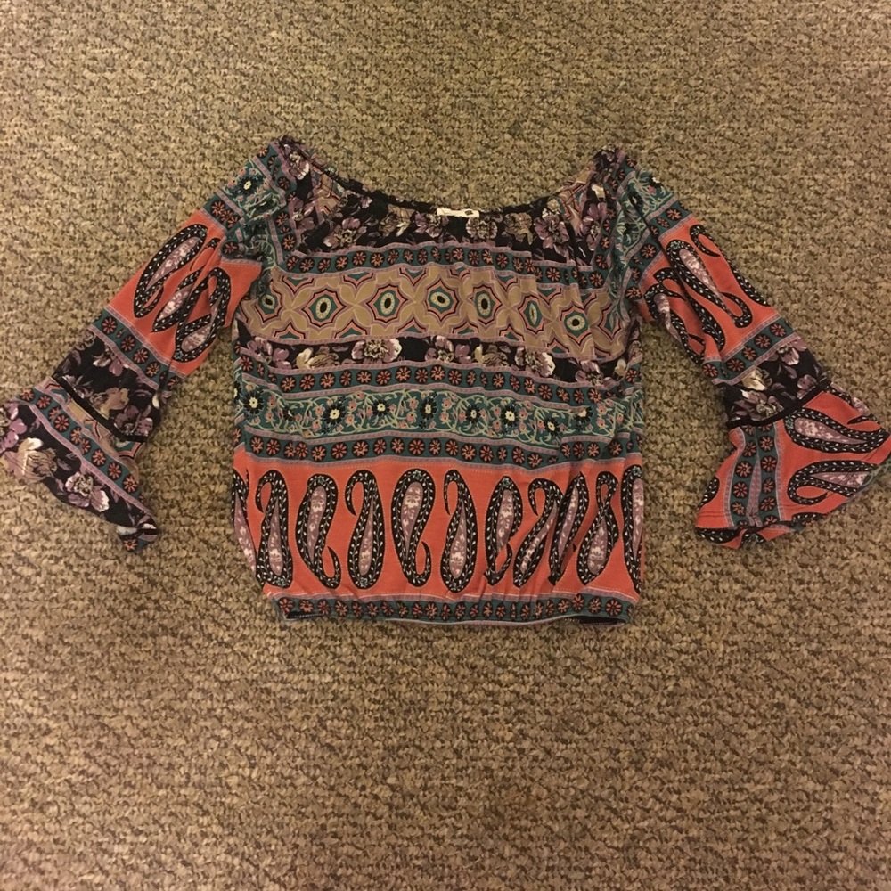 La hearts boho crop top