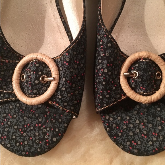 🌹Floral Peep-toe Ballet Flats🌹 - Picture 3 of 3