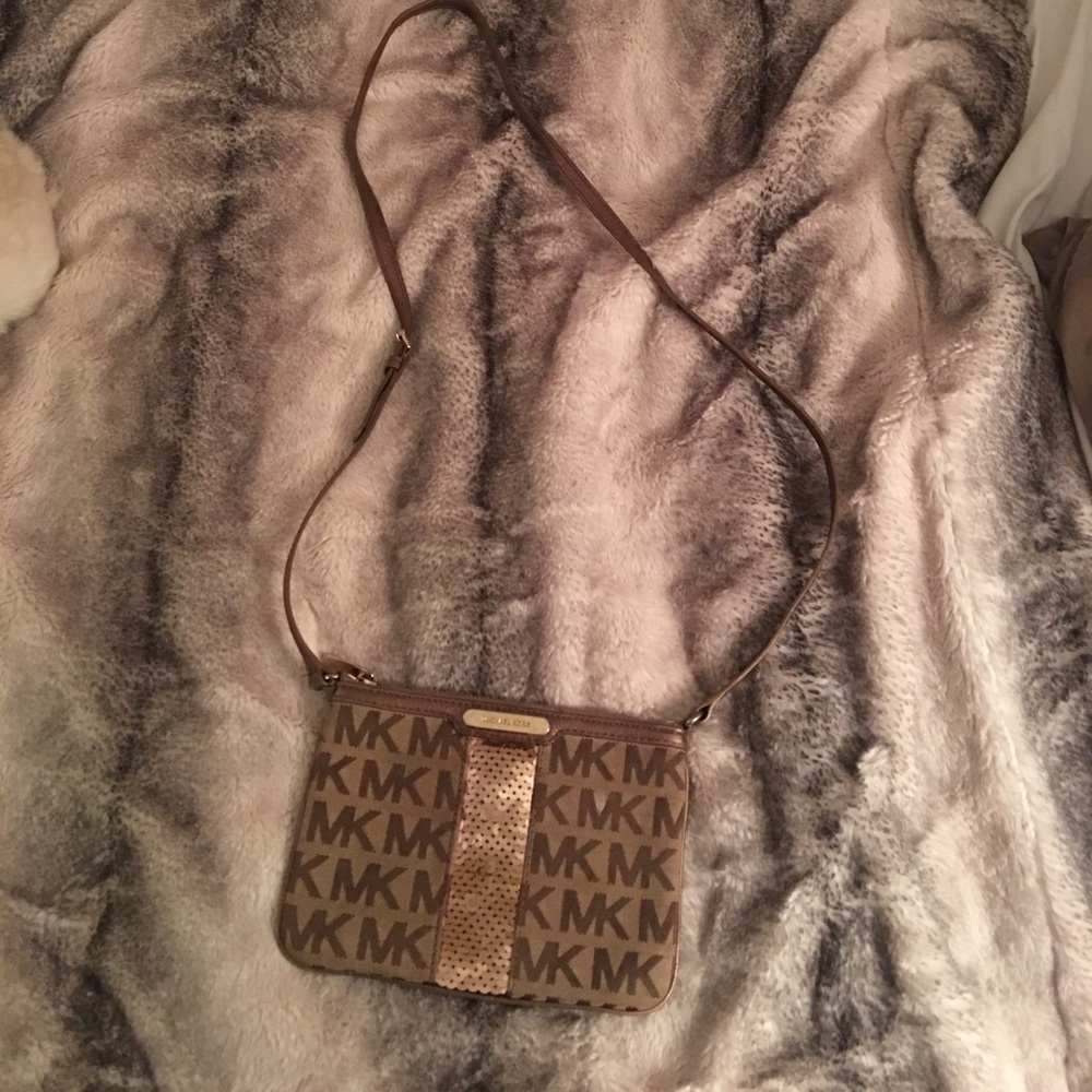 Michael Kors- Sequin Cross Body