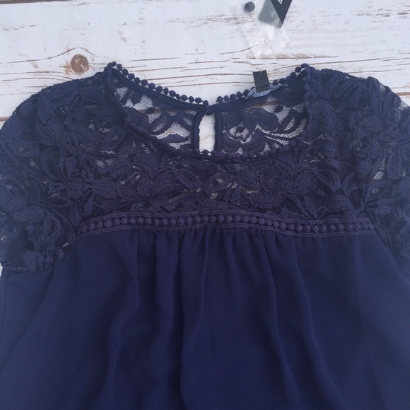 Blue Illusion Lace Neckline Shift Dress - Picture 5 of 7