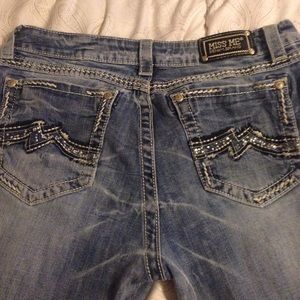 ~* Miss Me Cropped jeans size 32 easy~*