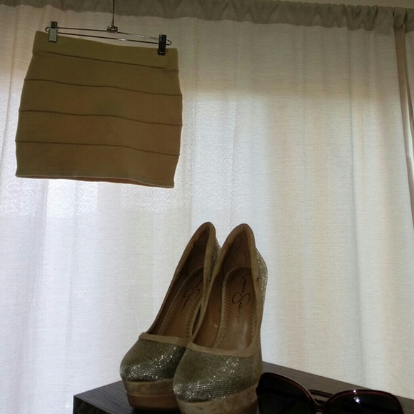 Love Culture Beige Miniskirt - Picture 4 of 8