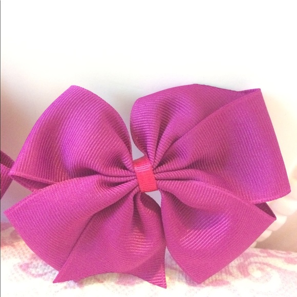 Beautiful Bow Clips! - Picture 2 of 4