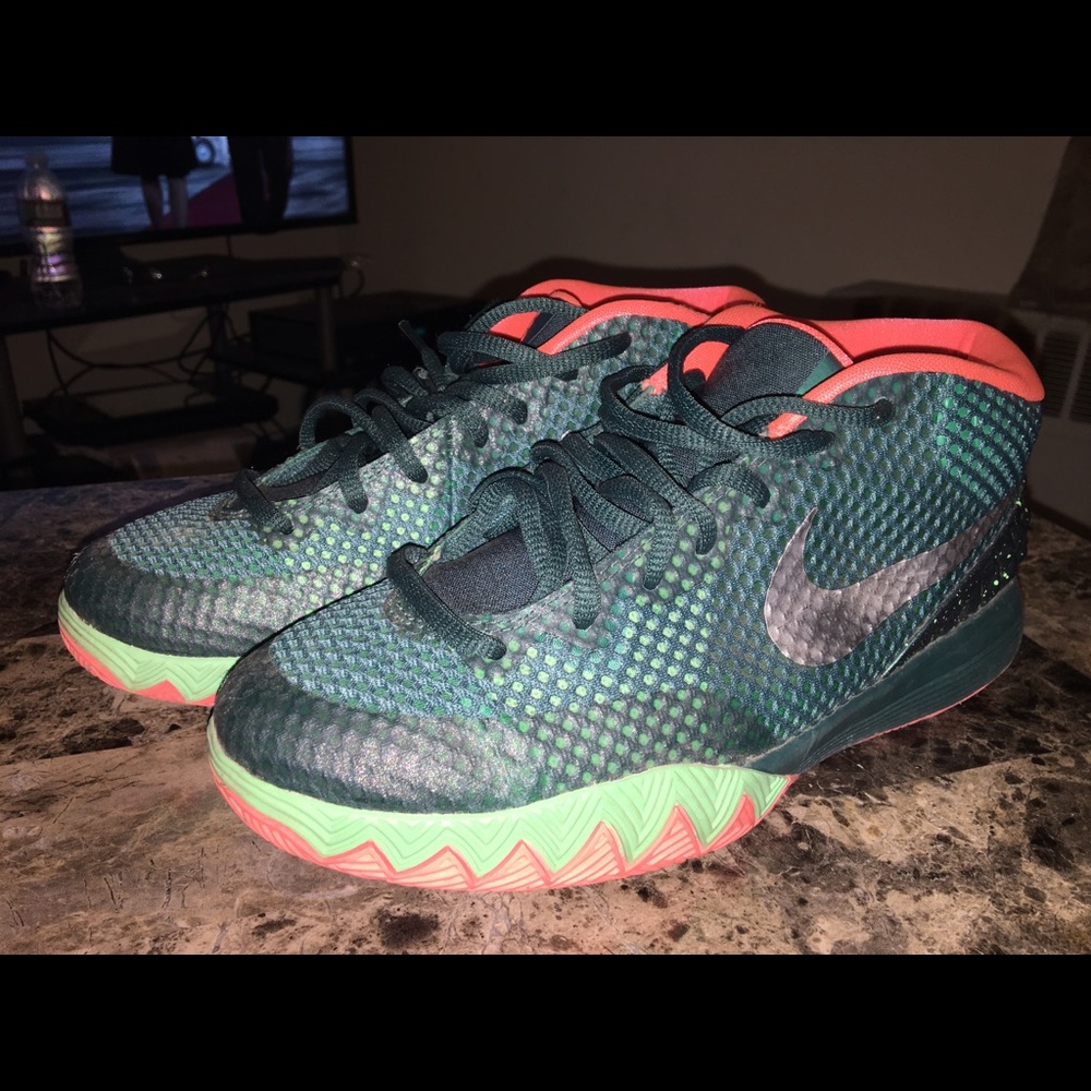 Nike Kyrie 1 (GS)