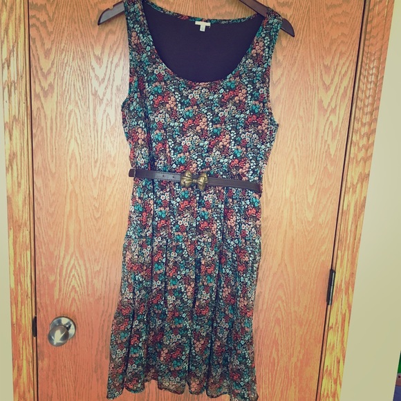 Charlotte Russe Dresses & Skirts - Floral Dress