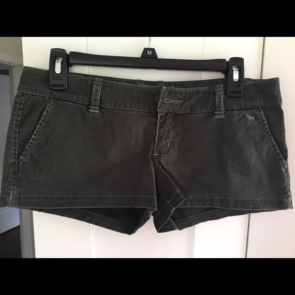 Women's Abercrombie and Fitch shorts