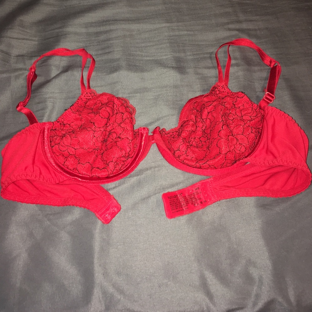 34B Underwire Bra