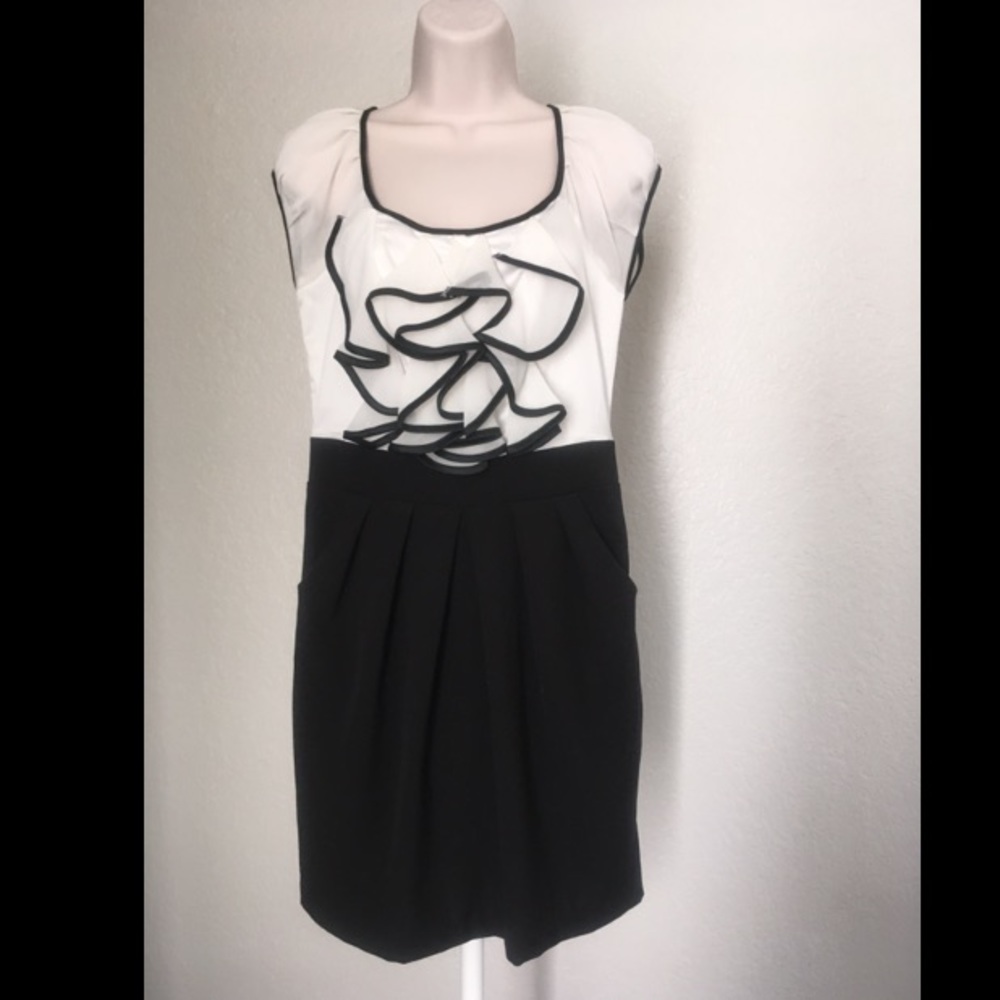 White and black dress with ruffles