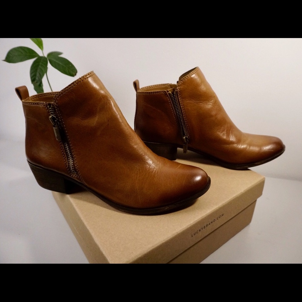 LUCKY BRAND- "Basel Flat Bootie" Ankle Boot