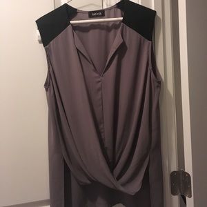 Fabrik grey colorblock chiffon top