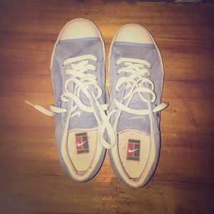 VINTAGE Nike platform sneakers