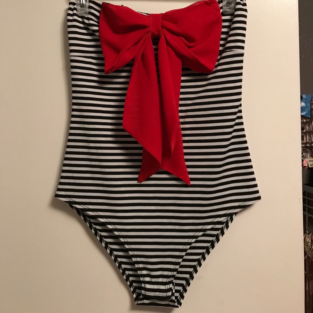 Black and white stripe red bow bodysuit.