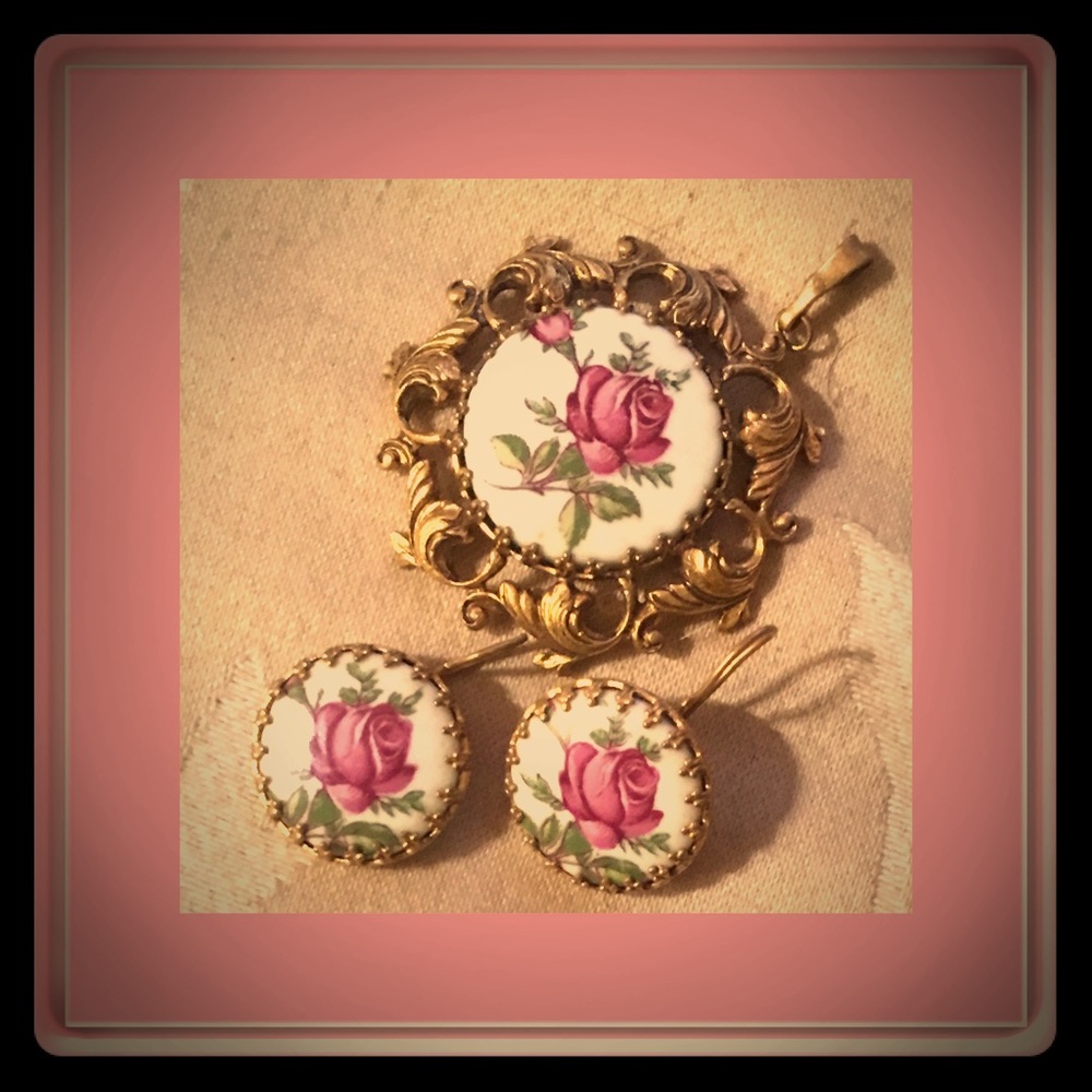 Vintage Jewelry Set