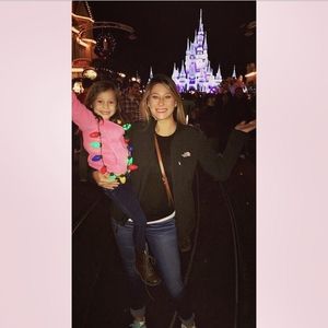 Meet your Posher, Arielle