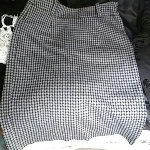 Knit kner length hoindstooth skirt polyester