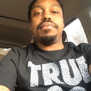 Meet your Posher, Deontray