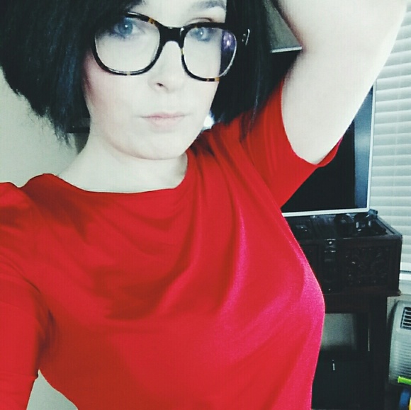 Red dress - Picture 4 of 4