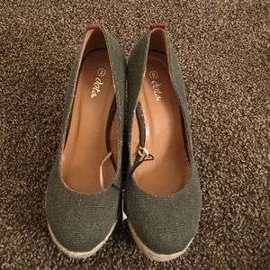 Size 8 olive espadrilles