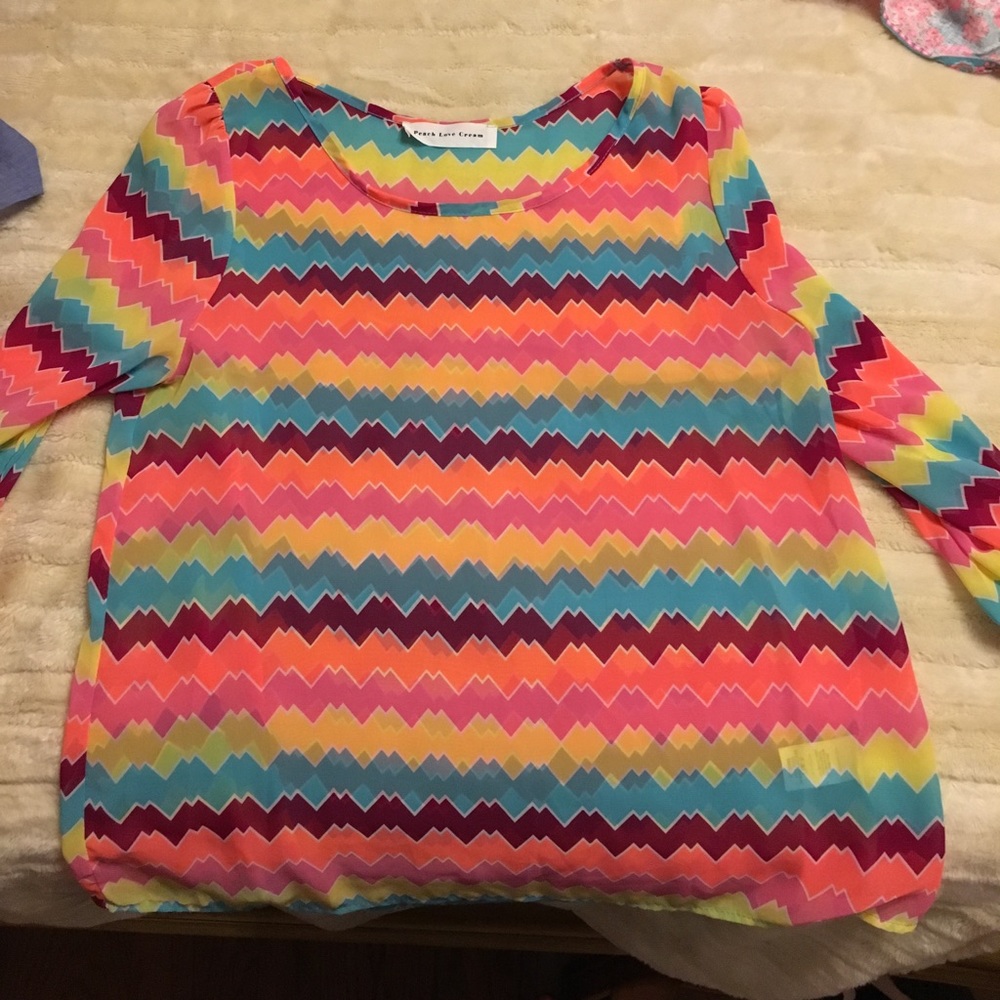 Peach Love Cream multicolor top